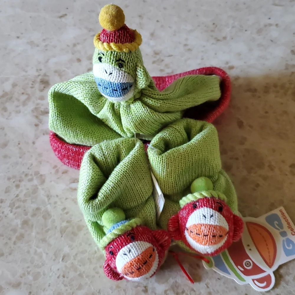 Monkeez Baby Collection Booties & Cap
